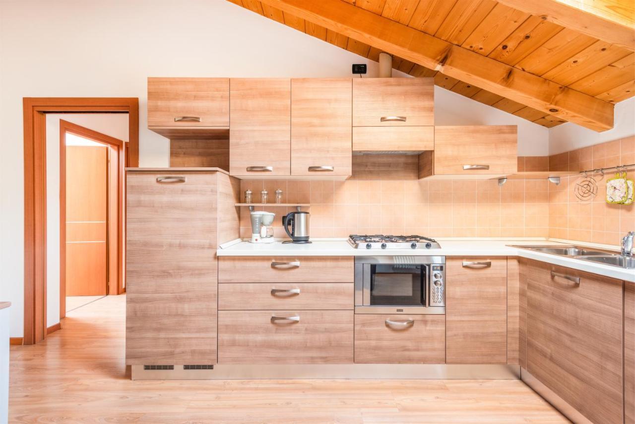 Residence Toli Pieve Di Ledro Bagian luar foto