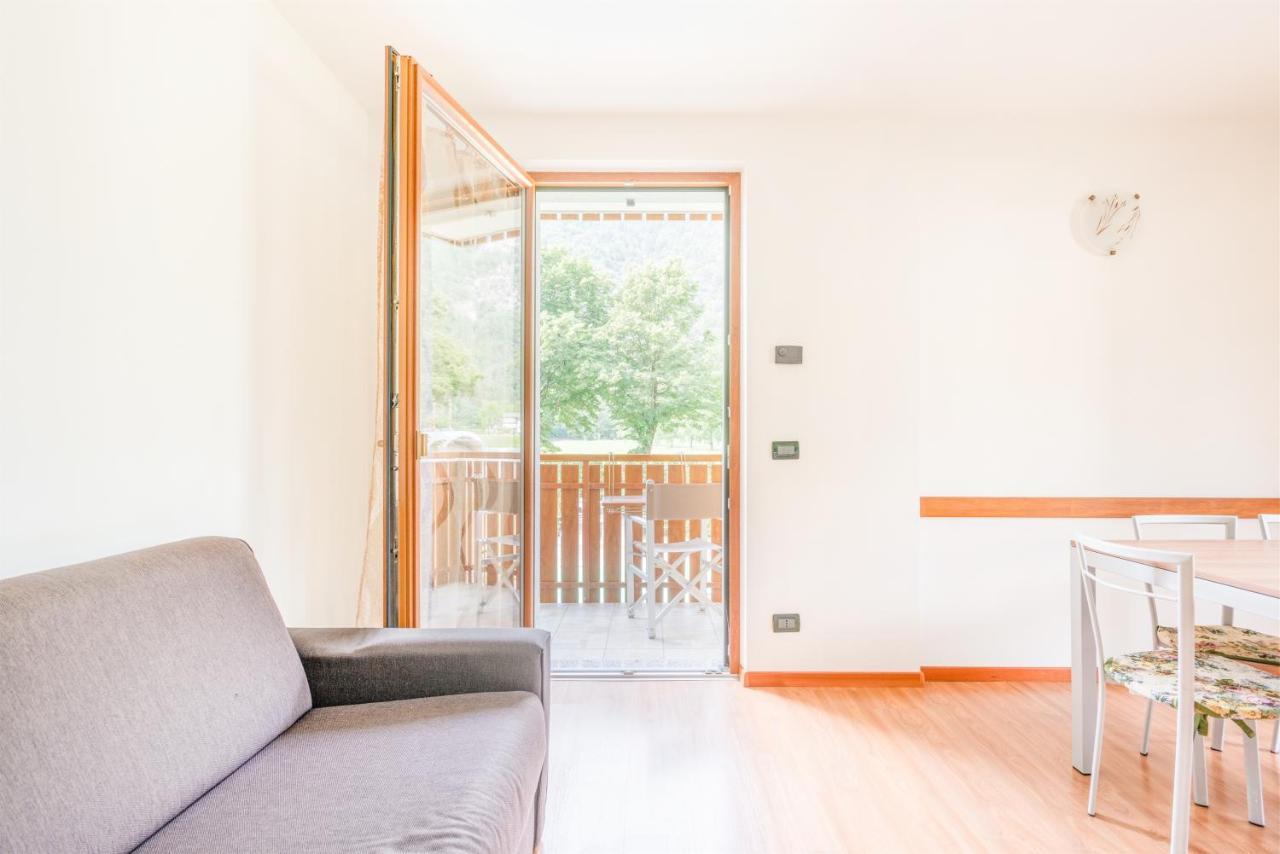 Residence Toli Pieve Di Ledro Bagian luar foto