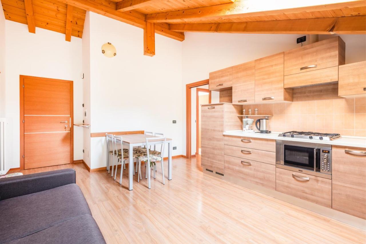 Residence Toli Pieve Di Ledro Bagian luar foto