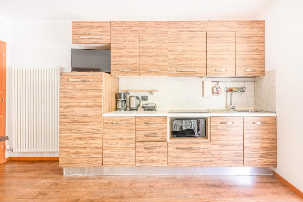 Residence Toli Pieve Di Ledro Bagian luar foto