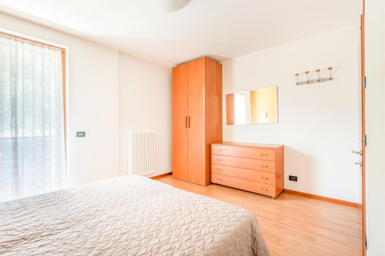 Residence Toli Pieve Di Ledro Bagian luar foto