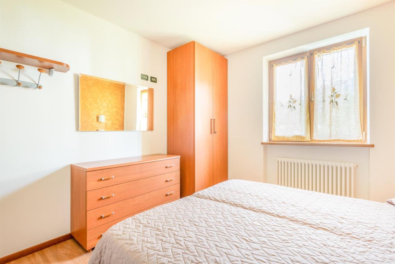 Residence Toli Pieve Di Ledro Bagian luar foto